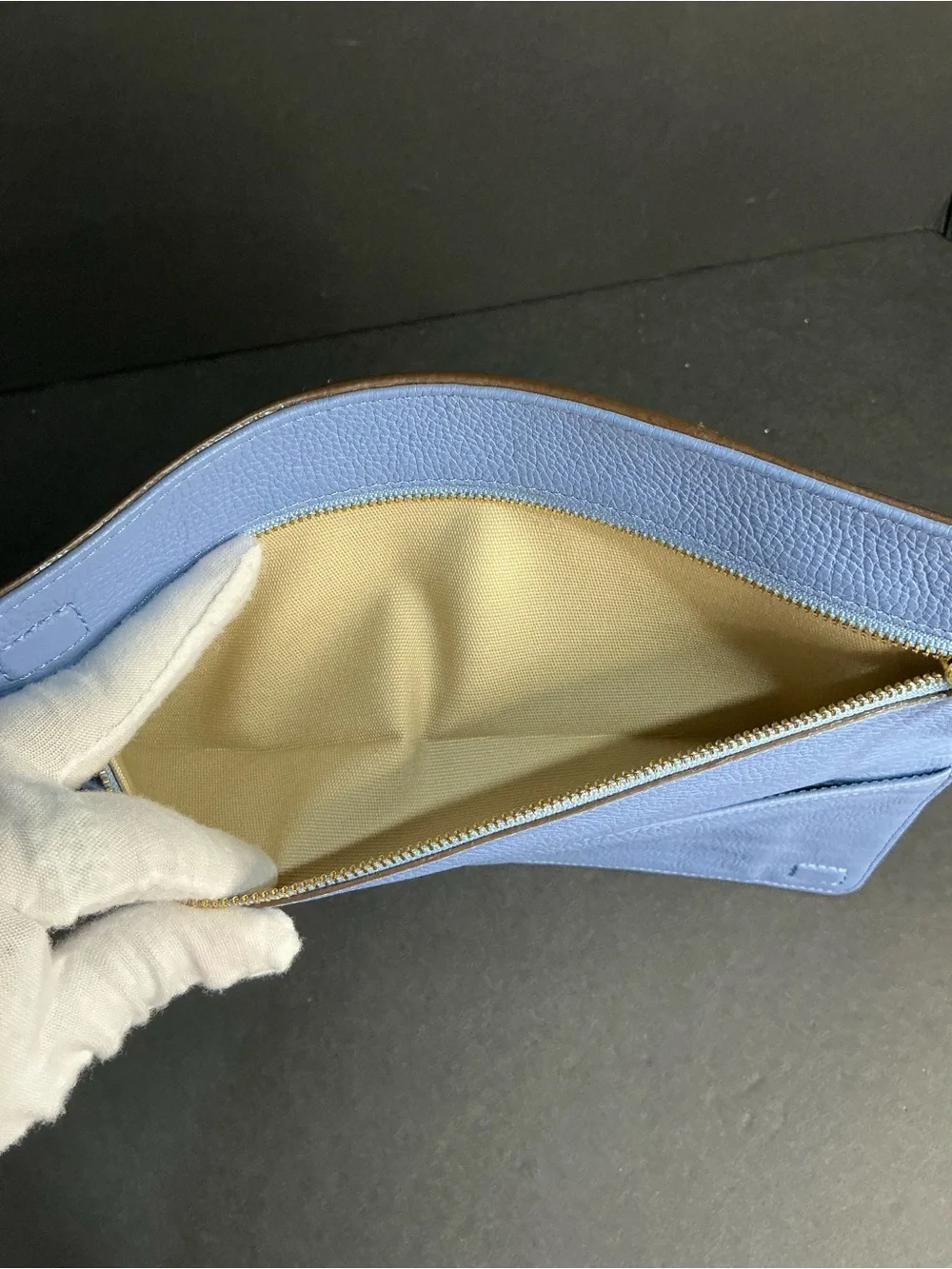 Tory Burch Serif Leather Clutch